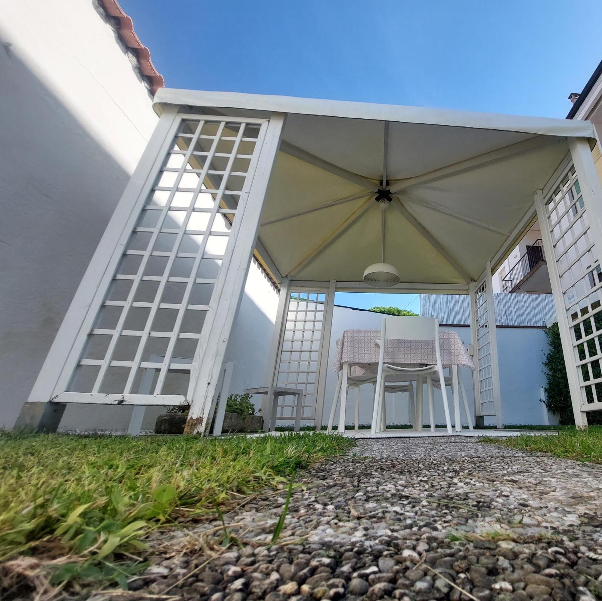 Minzoni94 - Twobedroom+Garden Lido di Camaiore Eksteriør billede