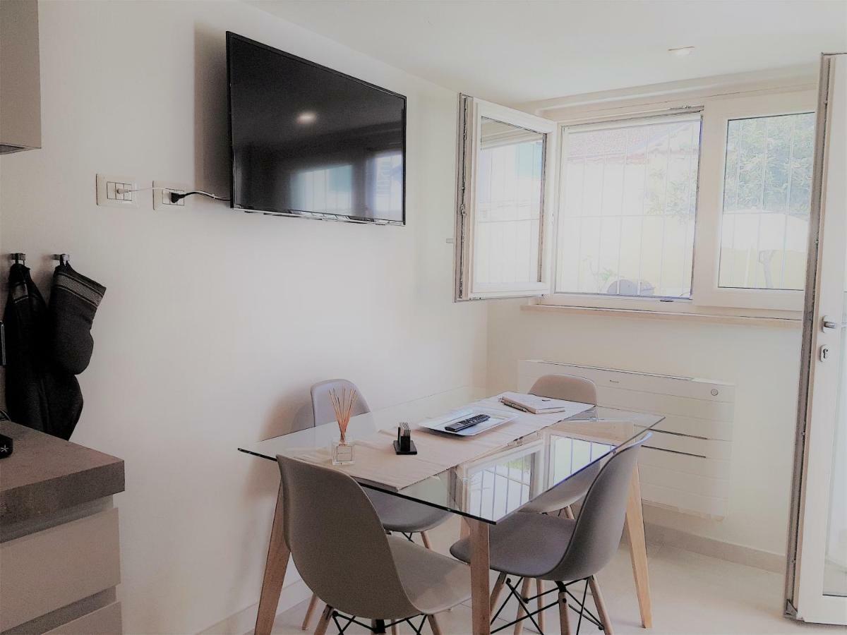Minzoni94 - Twobedroom+Garden Lido di Camaiore Eksteriør billede
